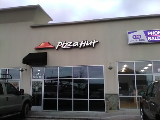 Pizza Restaurant «Pizza Hut», reviews and photos, 4701 Plank Rd #103, Fredericksburg, VA 22407, USA
