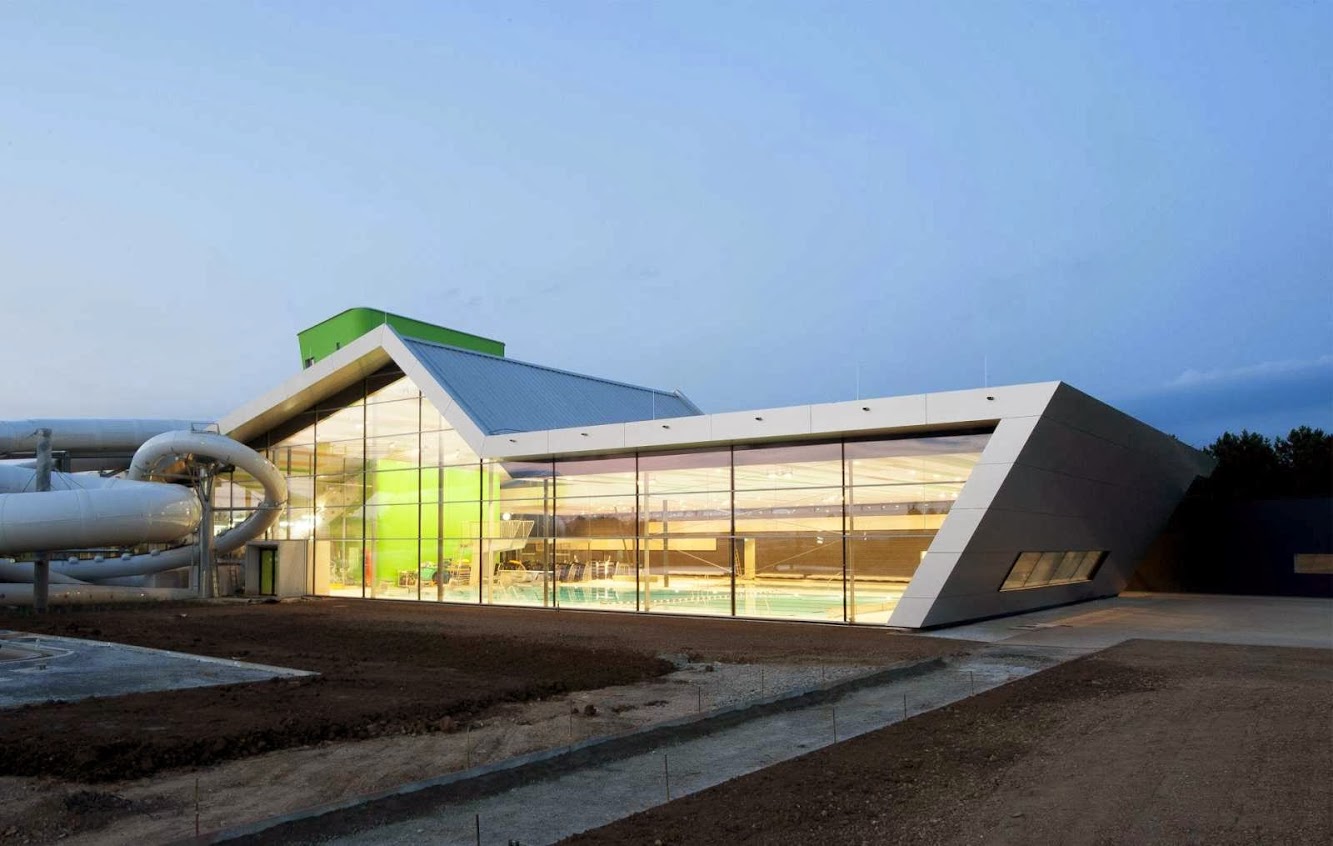 Fellbach Family and Recreational Baths by 4a Architekten