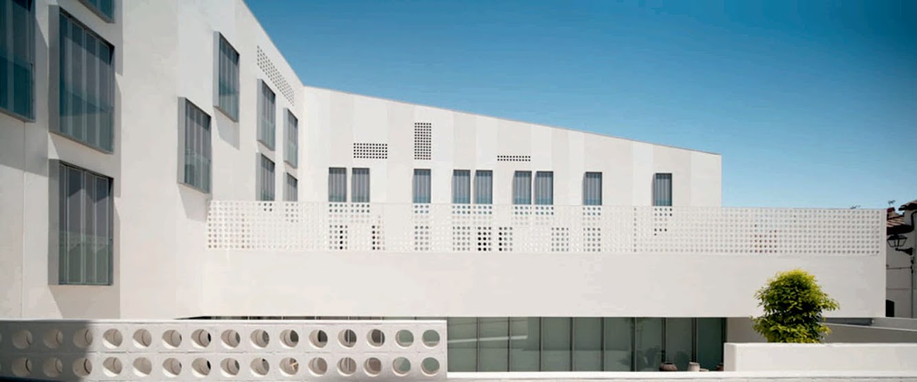 Batlle and Roig Arquitectes