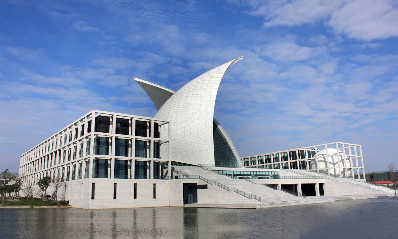 Maritime Museum by gmp Architekten