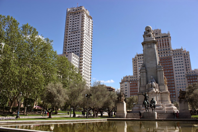 Escapada de 3 días a Madrid en mayo de 2013 - Blogs de España - Puerta del Sol, Plaza Mayor, Plaza de Oriente, Plaza España, Templo Debod (16)