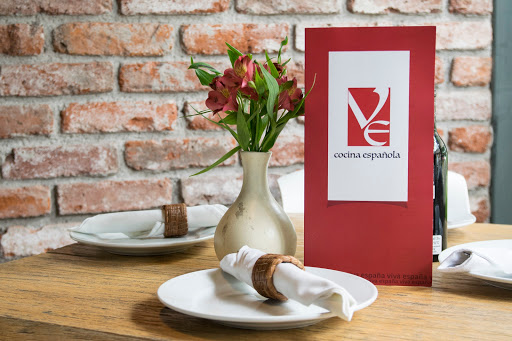 VE Cocina Española, Av Rosales esq Vega del Llano, Avandaro, 51200 Valle de Bravo, Méx., México, Restaurantes o cafeterías | EDOMEX