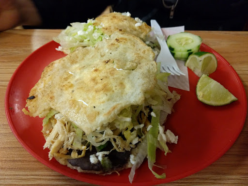 Restaurant «La Supertorta», reviews and photos, 721 Georgesville Rd, Columbus, OH 43228, USA