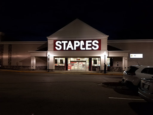 Office Supply Store «Staples», reviews and photos, 371 Putnam Pike #230, Smithfield, RI 02917, USA