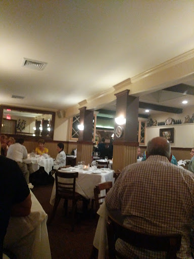 Italian Restaurant «Da Noi Italian Restaurant», reviews and photos, 301 Main St, Islip, NY 11751, USA