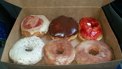 Donut Shop «Wake N Bake Donuts - Downtown», reviews and photos, 114 Princess St, Wilmington, NC 28401, USA