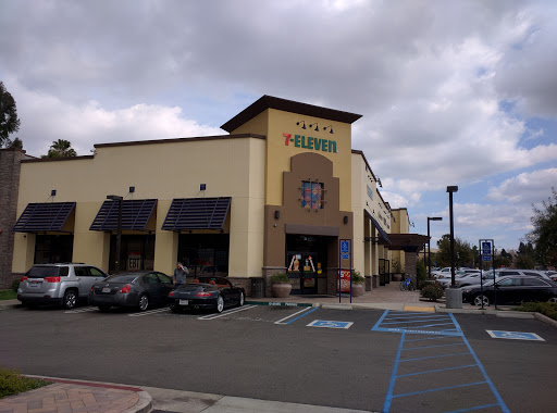 Convenience Store «7-Eleven», reviews and photos, 1441 W MacArthur Blvd, Santa Ana, CA 92704, USA