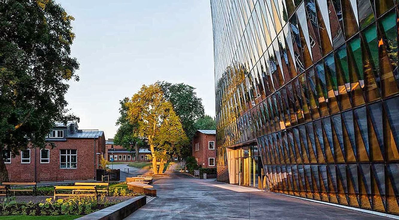 08--Karolinska-Institutet-Aula-Medica-by-Wingårdh-Architects