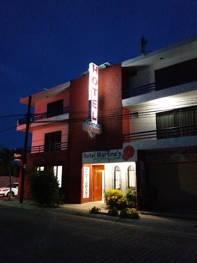 Hotel Martinas, Calle 3ra Norte, Centro, 71980 Puerto Escondido, Oax., México, Hotel en el centro | OAX