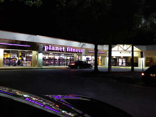 Gym «Planet Fitness Jacksonville (Promenade Shopping Center), FL», reviews and photos, 8595 Beach Blvd, Jacksonville, FL 32216, USA