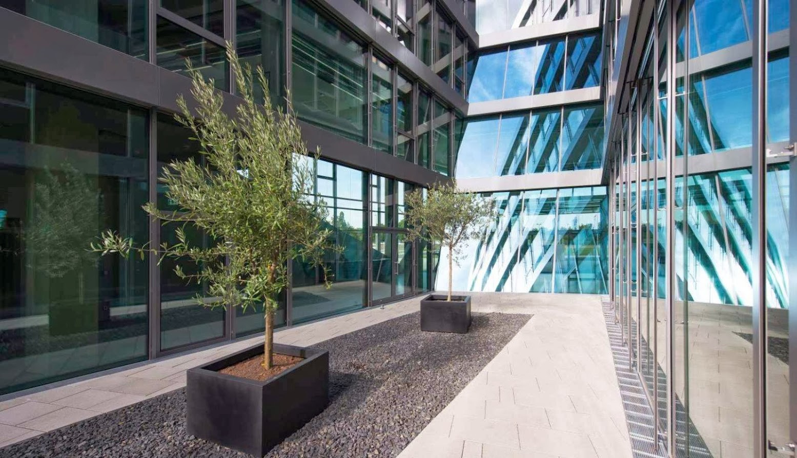 Hahn Kolb Headquarters by Sigrid Hintersteininger architects