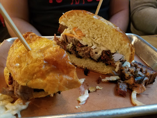 Barbecue Restaurant «Main House BBQ», reviews and photos, 6001 Strickland Ave, Brooklyn, NY 11234, USA