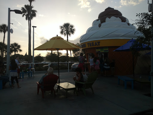Ice Cream Shop «Twistee Treat Tarpon Springs», reviews and photos, 905 E Tarpon Ave, Tarpon Springs, FL 34689, USA