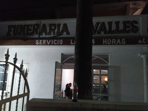funeraria valles madero, Calle Sor Juana Inés de La Cruz 1110 Vicente Guerrero 89580, Vicente Guerrero, 89580 Cd Madero, Tamps., México, Funeraria | TAMPS