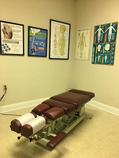 Chiropractor «Whole Life Health Center», reviews and photos