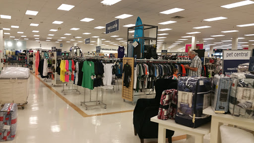 Department Store «Marshalls», reviews and photos, 351 N Frontage Rd, New London, CT 06320, USA