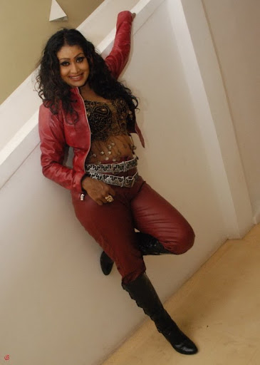 Anusha DamayanthiSexy Girls Pictures