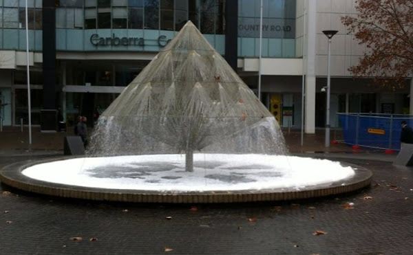 canberra times fountain