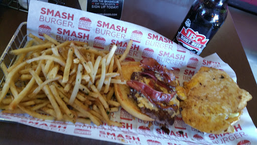 Hamburger Restaurant «Smashburger», reviews and photos, 4752 Cornell Rd, Blue Ash, OH 45241, USA
