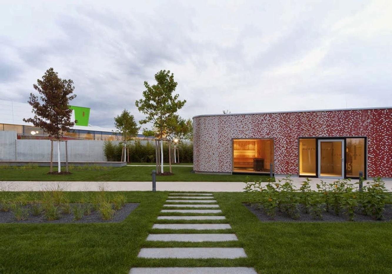 Fellbach Family and Recreational Baths by 4a Architekten