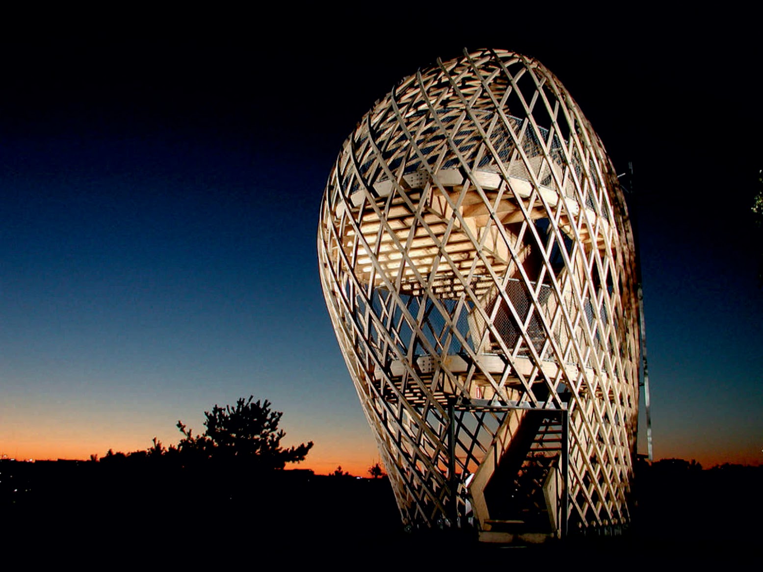 Helsinki, Finlandia: [ZOO LOOKOUT TOWER BY AVANTO ARCHITECTS]