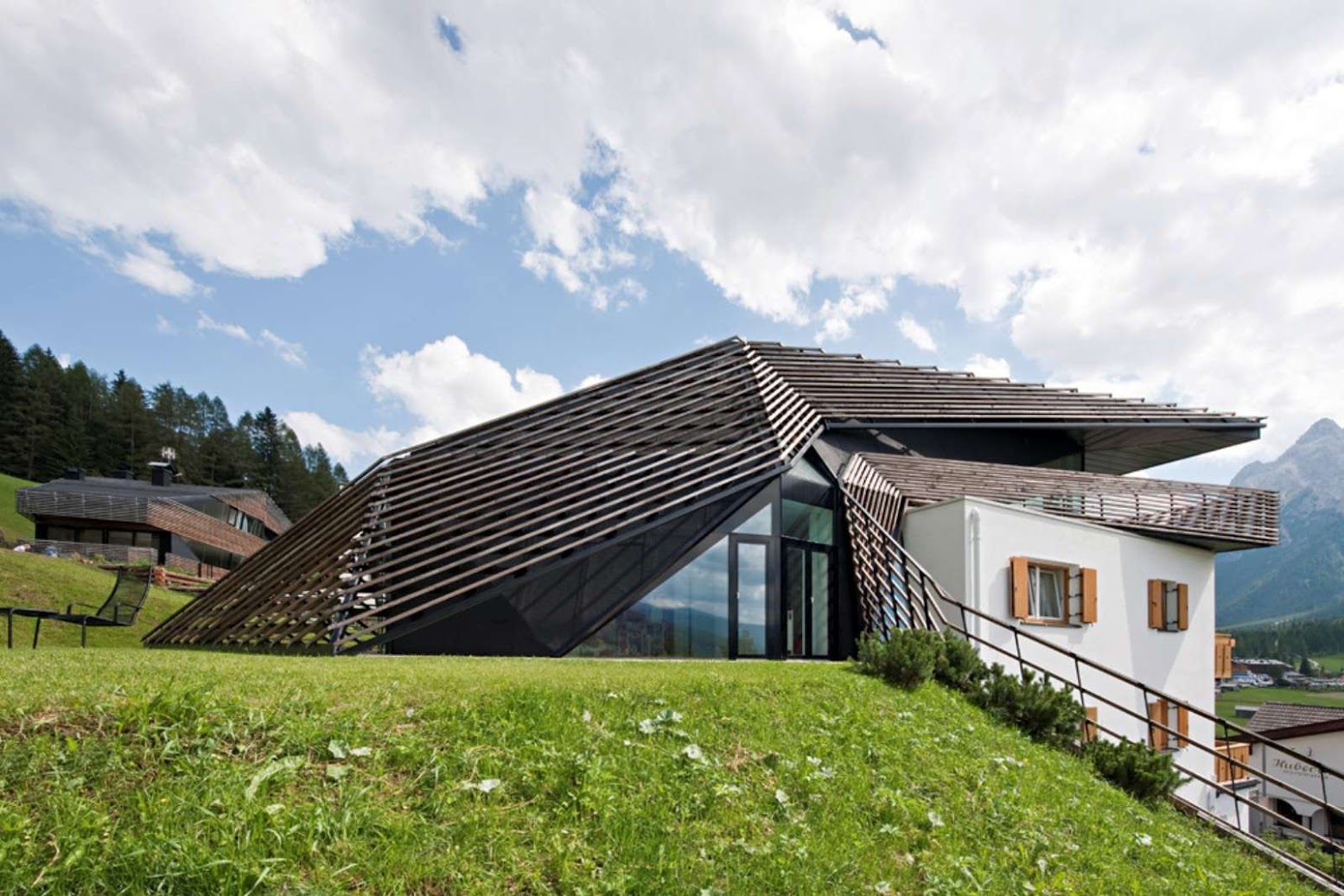Paramount Residence Alma by Plasma Studio