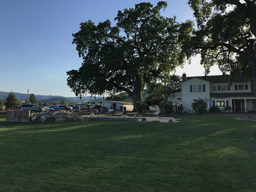 Bed & Breakfast «Fitz Place», reviews and photos, 455 Fitzgerald Ave e, San Martin, CA 95046, USA