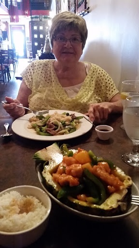 Thai Restaurant «Lime Leaf Thai Fusion», reviews and photos, 342 N Main St, Hendersonville, NC 28792, USA
