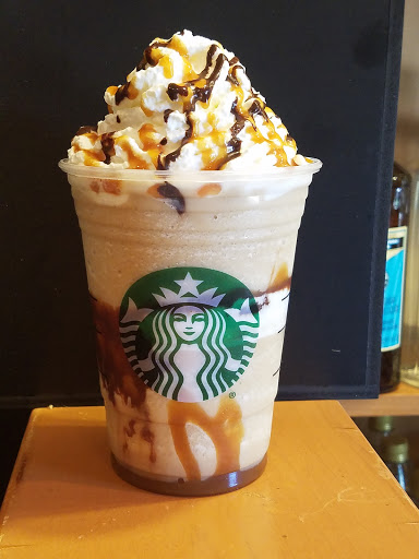 Coffee Shop «Starbucks», reviews and photos, 3065 Forrest Rd, Fort Campbell, KY 42223, USA