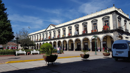 Centro de Zacatlan, Portal M. Hidalgo o 3 Ote, Centro, Zacatlán, Pue., México, Parque | PUE