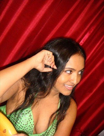 Sunalie RathnayakeSexy Girls Pictures