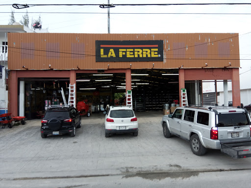 La Ferre, 50 Avenida Norte, Ejidal, 77712 Playa del Carmen, Q.R., México, Tienda de herramientas | Playa del Carmen