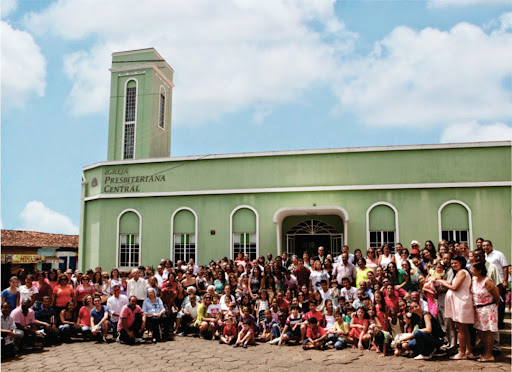 Igreja Presbiteriana Central de Paracatu, R. Dr. Sérgio Ulhôa, 50, Paracatu - MG, 38600-000, Brasil, Local_de_Culto, estado Minas Gerais