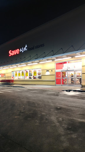 Grocery Store «Save-A-Lot», reviews and photos, 540 Pequonnock St, Bridgeport, CT 06604, USA