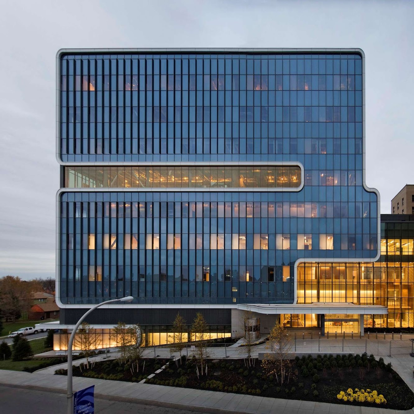 Buffalo, New York, Stati Uniti: Kaleida Global Vascular Institute by Cannon Design