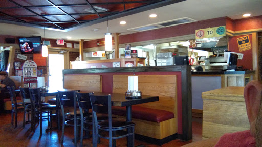 Pizza Restaurant «Pizza Hut», reviews and photos, 1010 N State St, Greenfield, IN 46140, USA