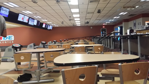 Bowling Alley «Lakeside Recreation Center», reviews and photos, 900 S Lake St, Mundelein, IL 60060, USA