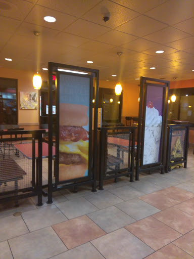 Fast Food Restaurant «Jack in the Box», reviews and photos, 1085 S Green Valley Rd, Watsonville, CA 95076, USA