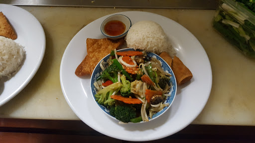 Restaurant «Siam Buathong Restaurant», reviews and photos, 9532 Whittier Blvd, Pico Rivera, CA 90660, USA