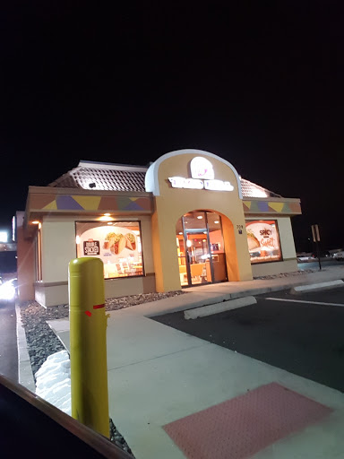 Mexican Restaurant «Taco Bell», reviews and photos, 709 Queen St, Southington, CT 06489, USA