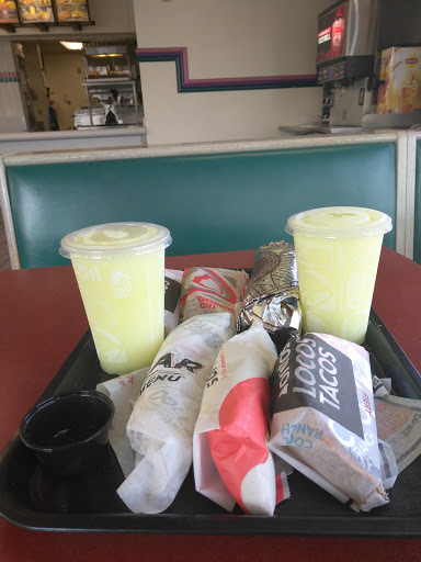 Fast Food Restaurant «Taco Bell», reviews and photos, 15059 1st Avenue South, Burien, WA 98148, USA