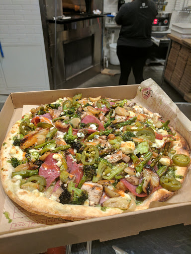 Pizza Restaurant «MOD Pizza», reviews and photos, 16421 Sierra Lakes Pkwy #100, Fontana, CA 92336, USA