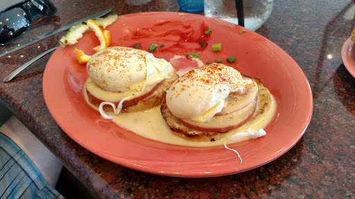 Restaurant «Floridian Beach Cafe», reviews and photos, 770 S Gulfview Blvd, Clearwater, FL 33767, USA