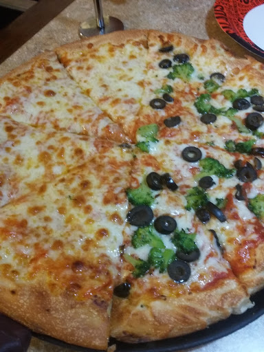 Pizza Restaurant «Seasons Pizza», reviews and photos, 5 Bel Air S Pkwy, Bel Air, MD 21015, USA