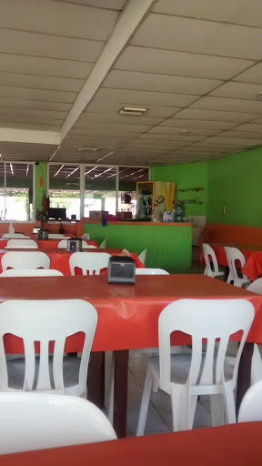Restaurante La Posta, Carret a La Isla km 0.700 (margen derecha), R/a Miguel Hidalgo, 86128 Villahermosa, Tab., México, Restaurante de comida para llevar | TAB