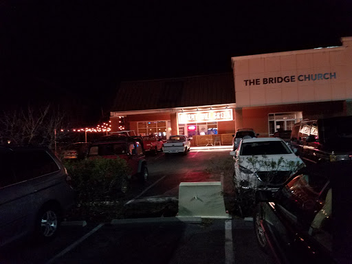Wine Bar «Burnt Mill Creek Billiards & Wine Bar», reviews and photos, 2101 Market St Unit 7, Wilmington, NC 28403, USA