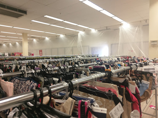Clothing Store «Burlington Coat Factory», reviews and photos, 600 Northtown Dr, Blaine, MN 55434, USA