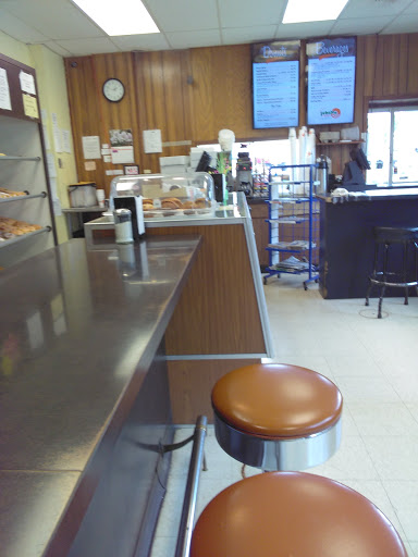 Donut Shop «Jubilee Donuts», reviews and photos, 218 Tallmadge Cir, Tallmadge, OH 44278, USA