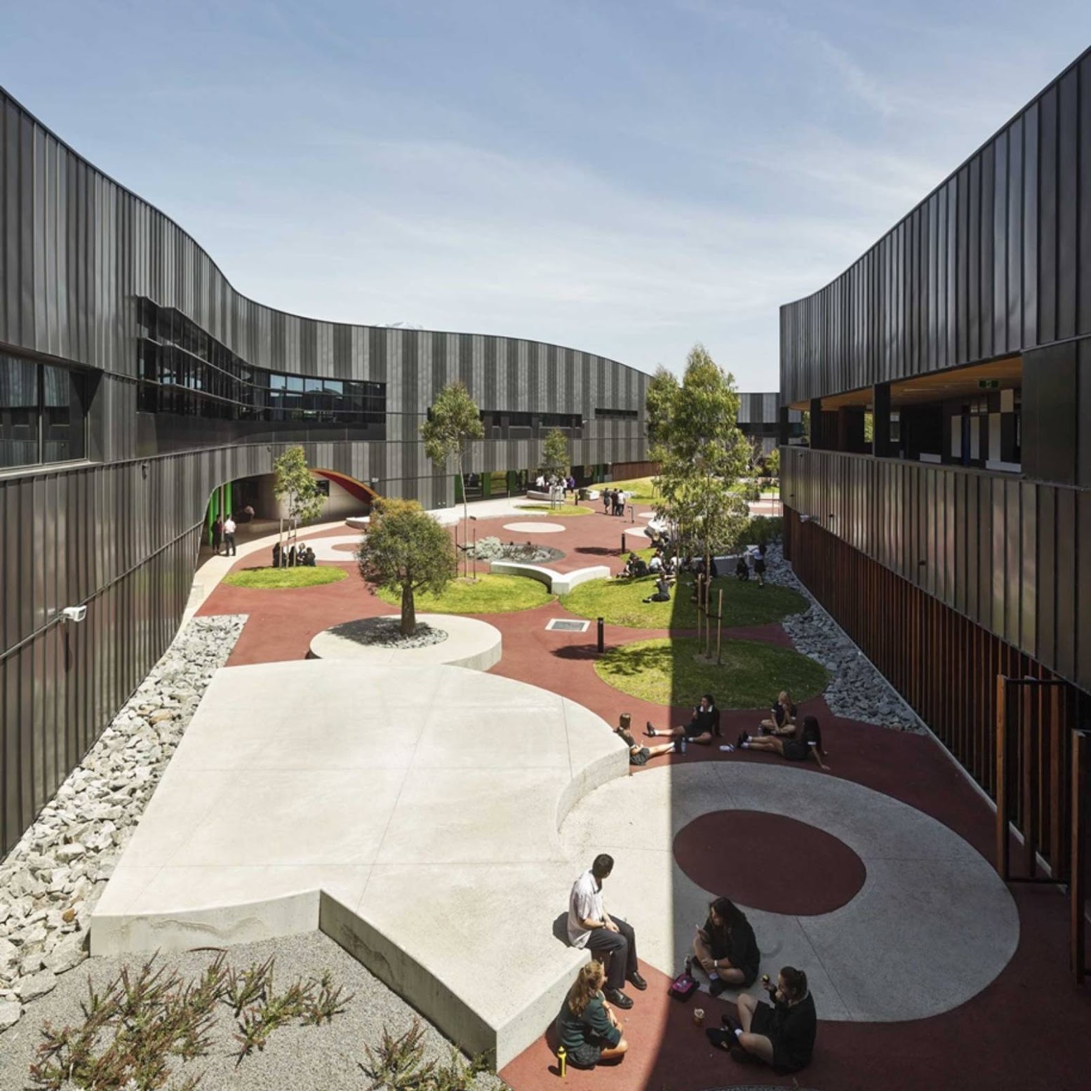 Los Angeles, California, Stati Uniti: [PEGS INFINITY CENTRE BY MCBRIDE CHARLES RYAN ARCHITECTS]