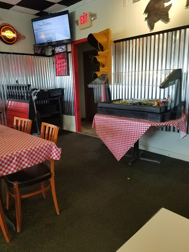 Barbecue Restaurant «Knotty Pig», reviews and photos, 6835 E 15th St, Tulsa, OK 74112, USA